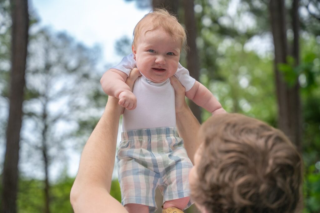 5 Indices clés pour détecter l’hyperactivité chez votre bébé